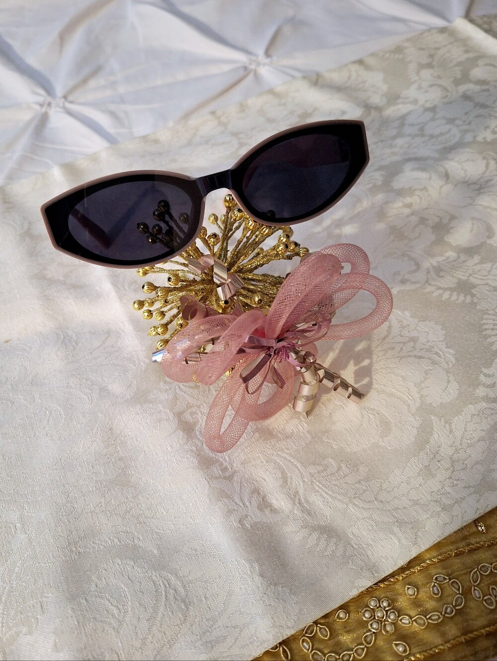🎀 MUI MUI ME PINK, BLACK, PURPLE LOGO SHADES - NWOT
